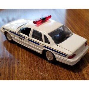 Ontario Provincial Police Road Champs die cast police car 1:43 scale